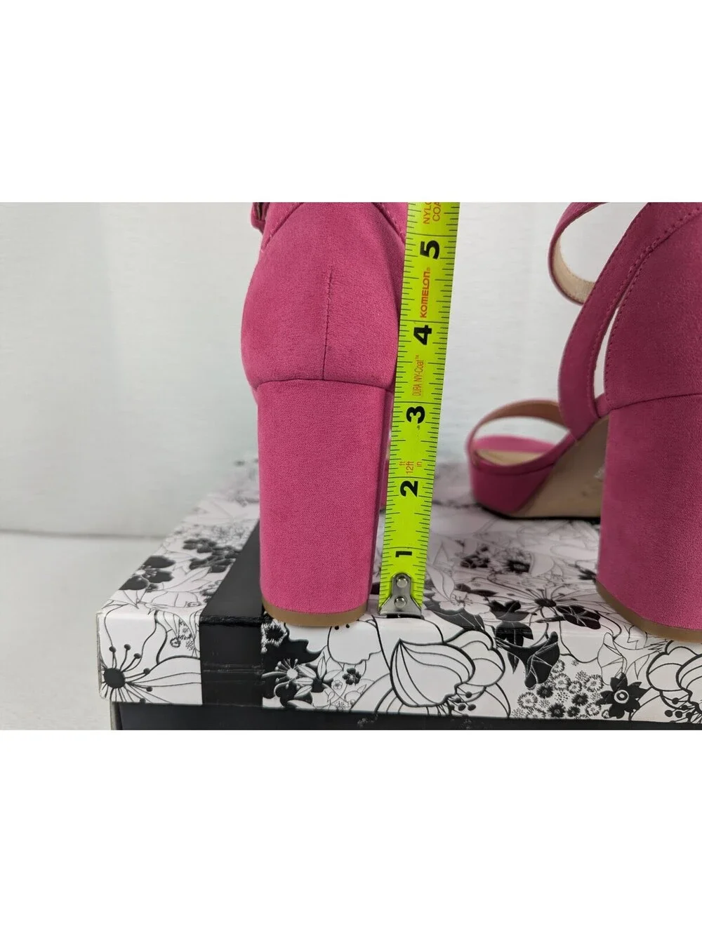 CL by Laundry - Go On 2 - Women's - Block Heels / Platform Sandals - Size 5.5